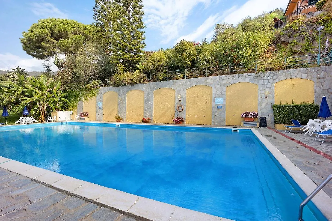 別荘 オスペダレッティ Casa Salviamareヴィラ イタリア